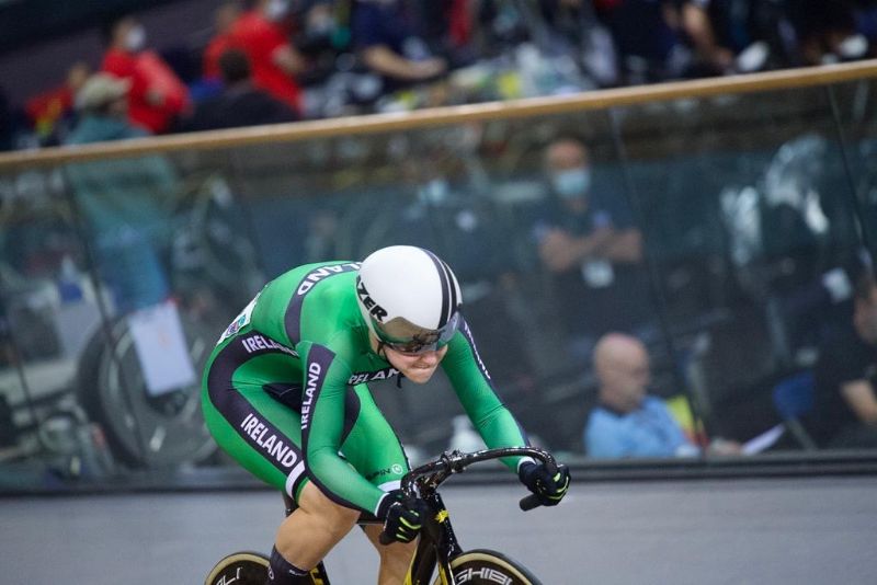 Orla Walsh Reaches 1/16 Finals of Sprint as Alice Sharpe Takes 11th in Elimination Race at Track World Championships